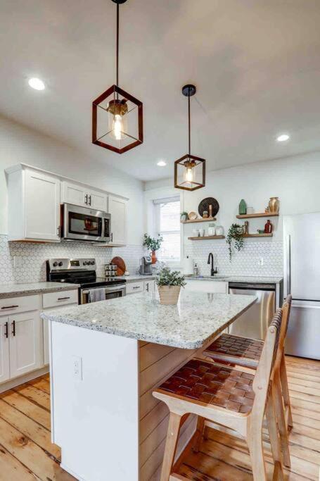 Beautiful Boho On Vine In The Heart Of Lancaster